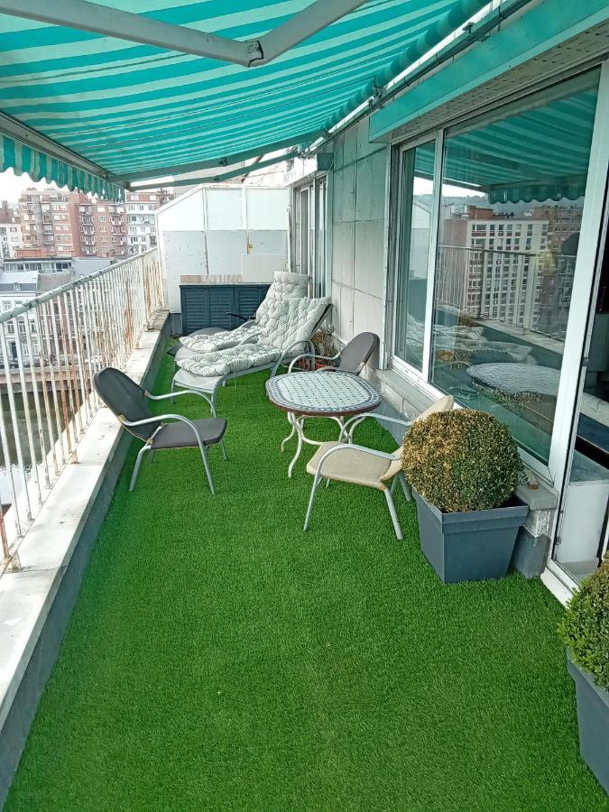 Liege Centre Mediacite Appartement Possible Parking Terrasse Immense 8Eme Pour 2 Personnes Exterior photo